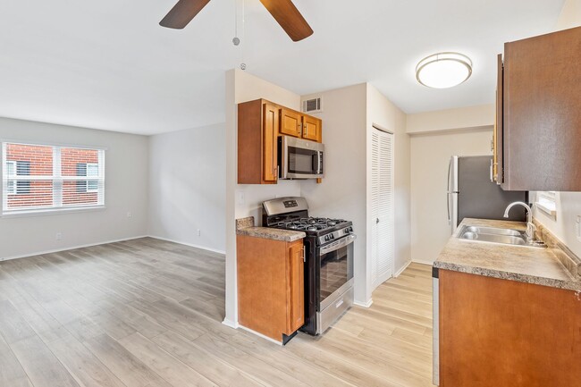 Photo - Germantown Village Apartments