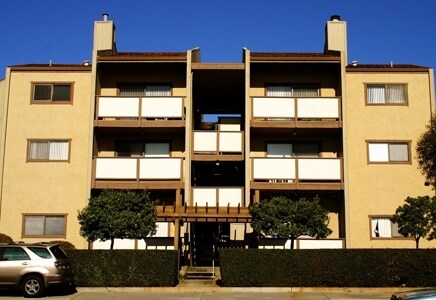 Photo - Brosnan Apartments
