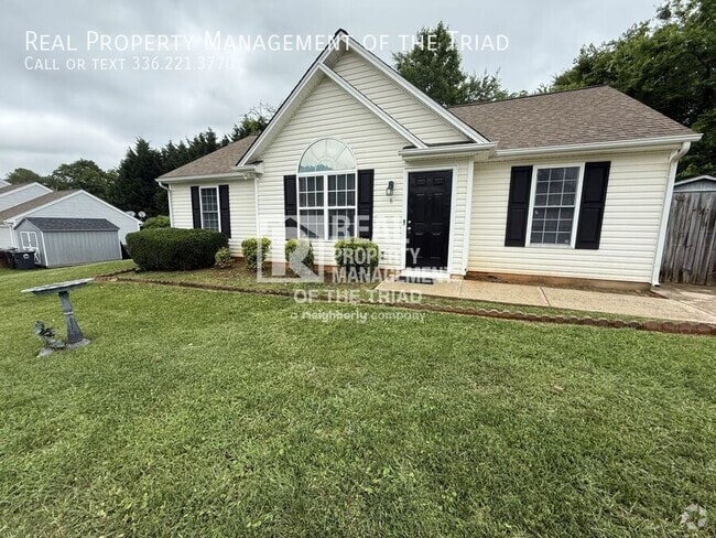 Building Photo - 8 Franklinwood Dr Rental