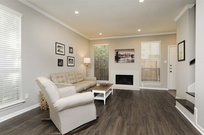 Photo - 1201 McDuffie St Unit 211