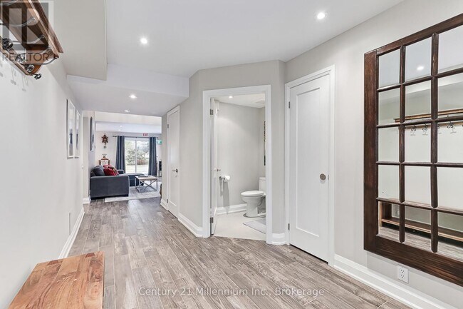 Photo - 110 Fairway Ct