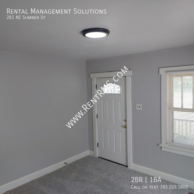 Photo - 281 NE Sumner St