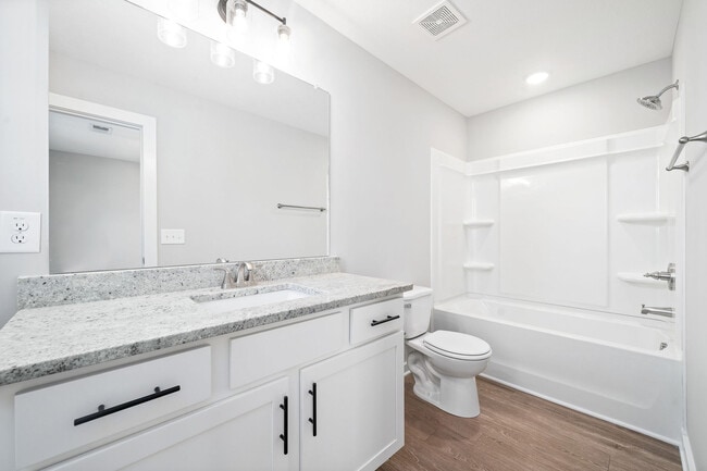 Photo - 325 Honeycomb Ct