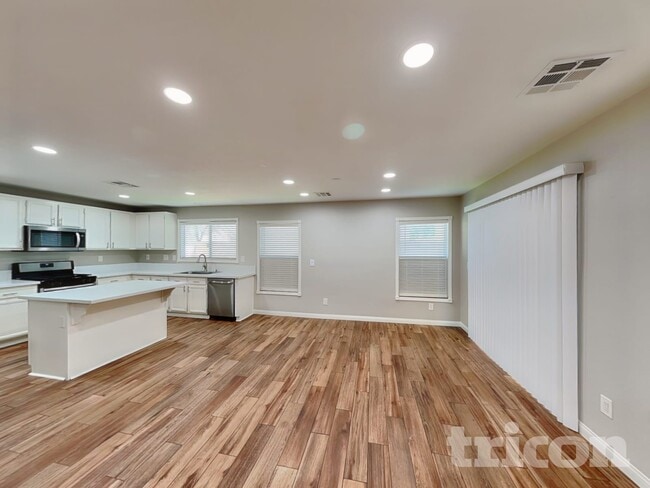 Photo - 102 Health Aster Ct