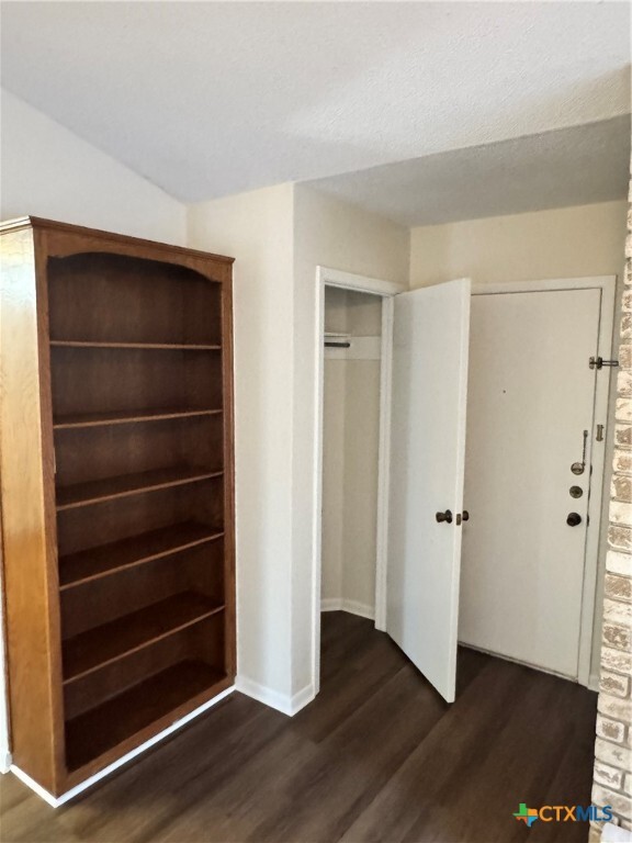 Photo - 118 Rattan Dr