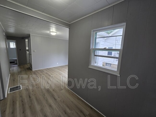Photo - 606 Wyoming St