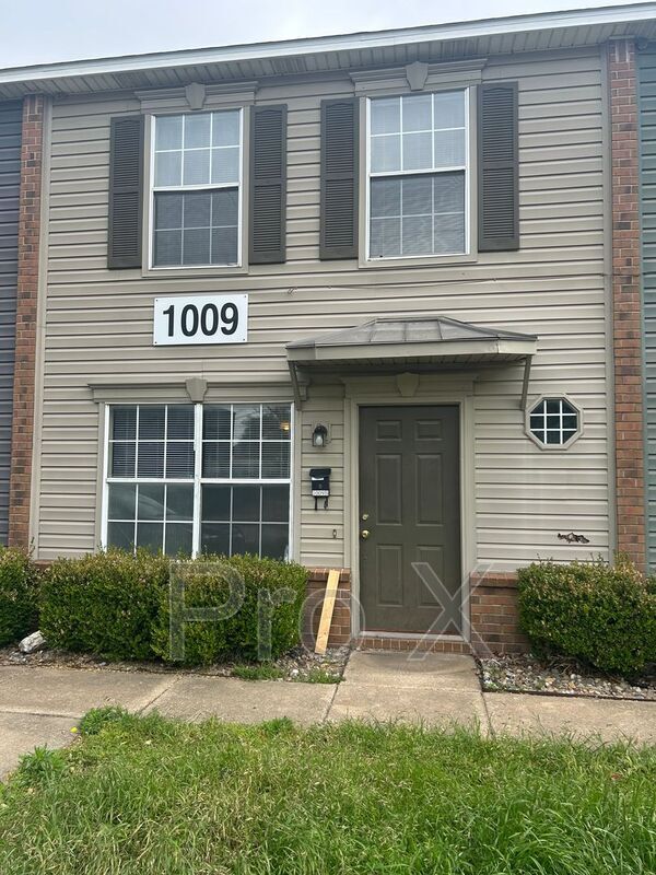 Photo - 1009 SE J St Unit C - 1009 SE J St.-B