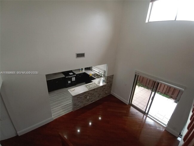 Photo - 6533 NW 170th Ln