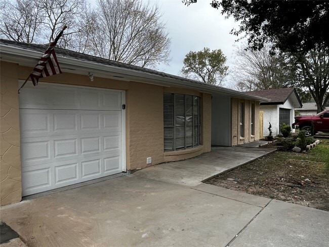 Photo - 4434 Donalbain Dr