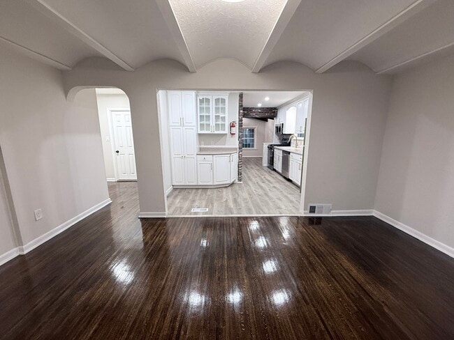 Photo - 226 S Moore Ave