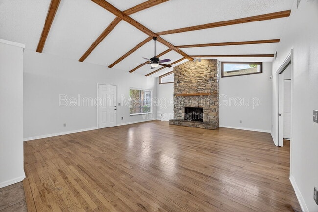 Photo - 1146 Western Way