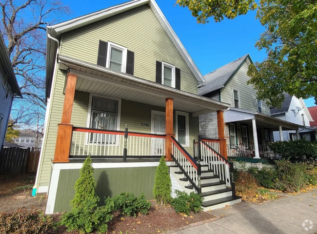 Building Photo - 5748 W Ohio St Rental