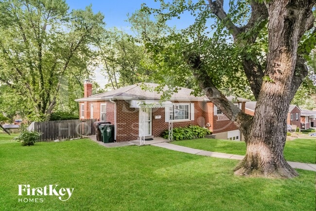 Photo - 280 Genoma Dr