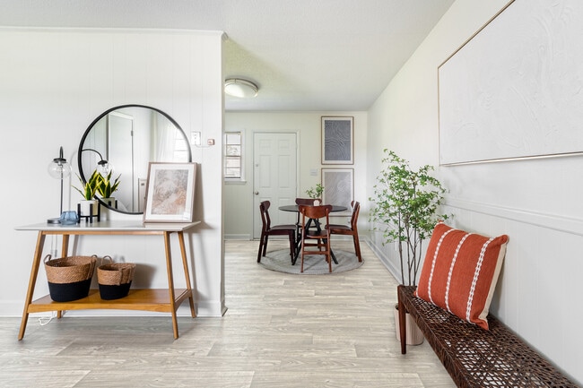 Villas Northpoint/Southpoint Apartments