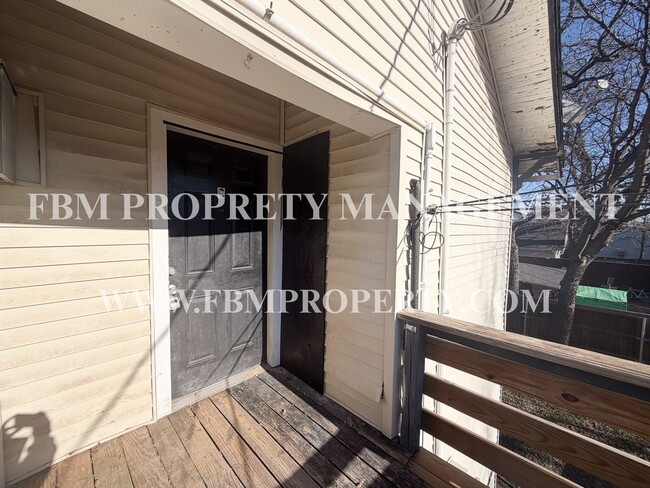 Photo - 409 W Brown St Unit C