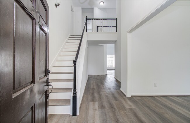 Photo - 2106 Spyglass Dr