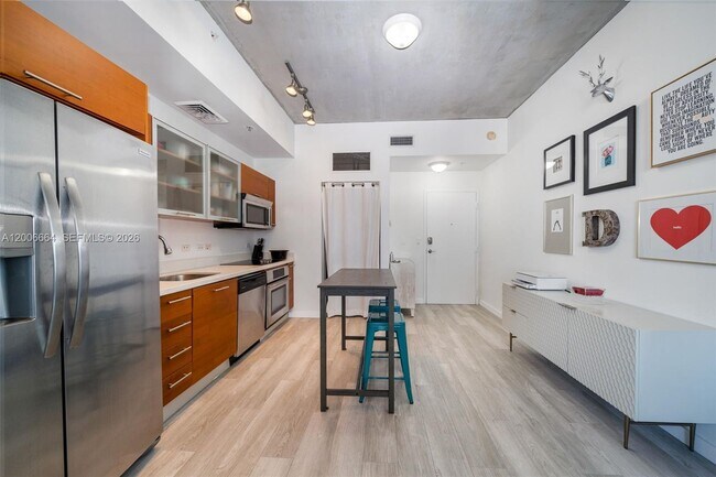 Photo - 3470 E Coast Ave Unidad H1806