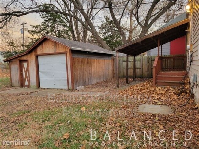 Photo - 2600 SE Kentucky Ave