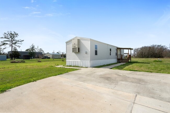 Building Photo - 760 Blueberry Rd