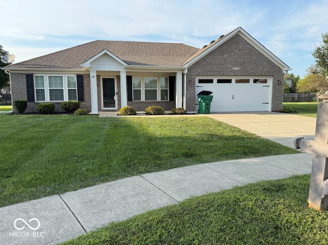 Building Photo - 6750 Woodcrest Dr Rental