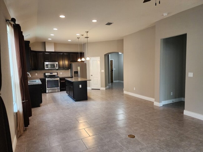 Photo - 27423 Paraiso Sands