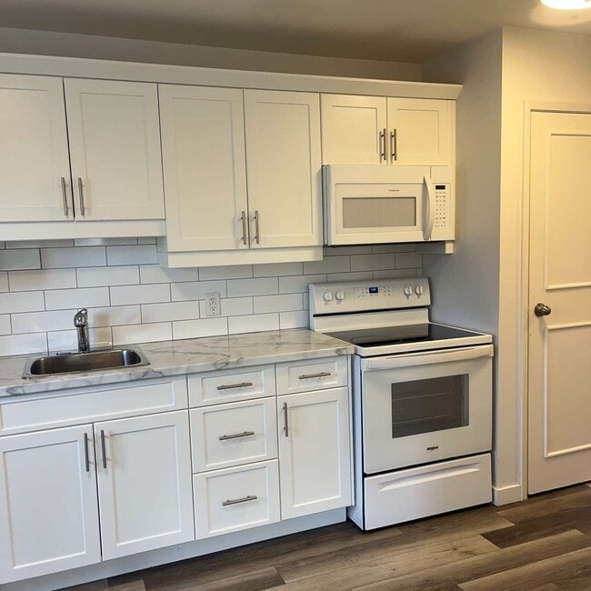 Photo - 355 Prince St Unit 16