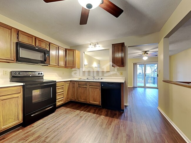 Photo - 6785 Upland Ct