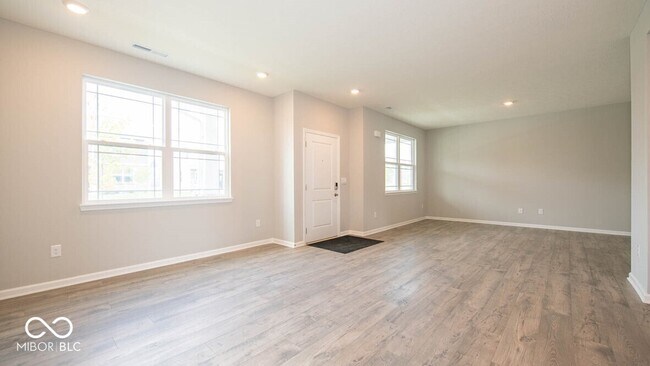 2564 Plano Dr
