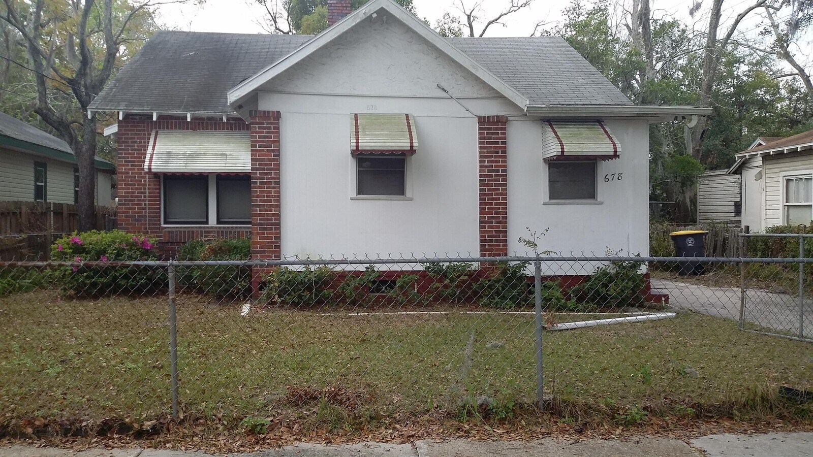 Photo - 678 Ivy St