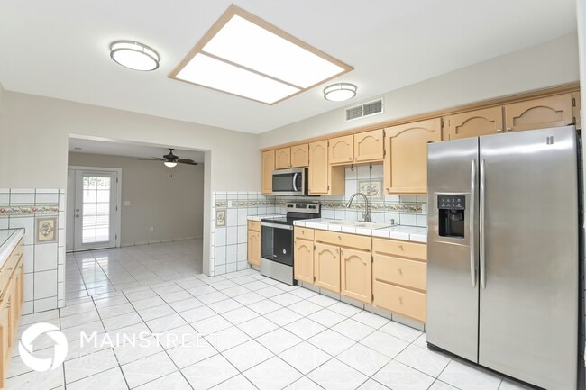 Photo - 2106 E Holladay St