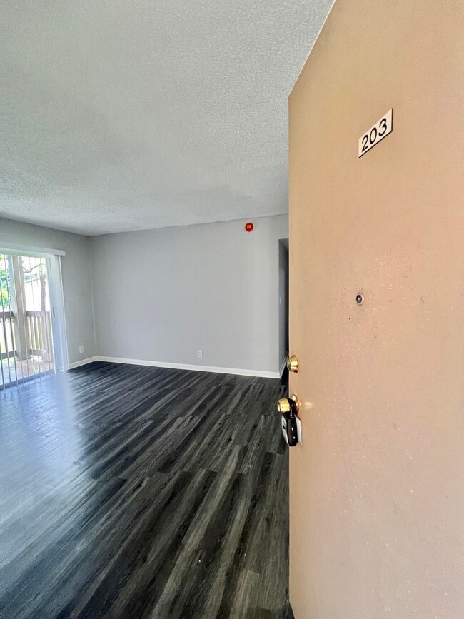 Building Photo - 1782 Abbey Rd Unit 203 Rental