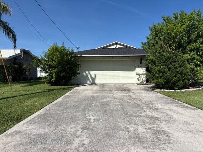 Photo - Charming 2-Bedroom Home in Prime Cape Cora...