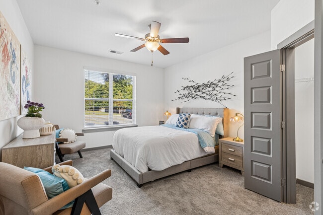 Summit - 1BR, 1BA - 768SF - Bedroom