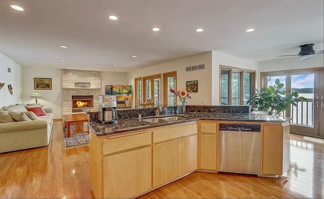 Photo - 4216 Morris Park Rd