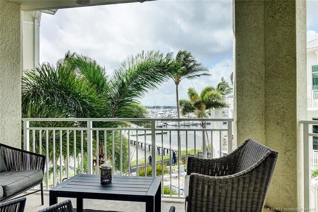 Photo - 975 NW Flagler Ave Unit 306
