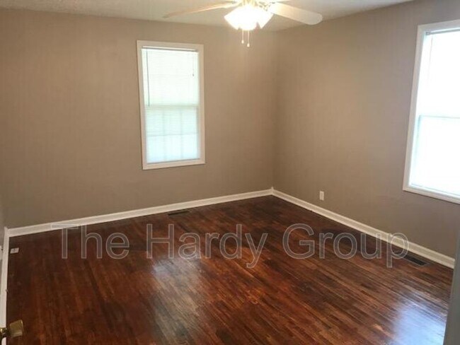 Photo - 300 E Fort St