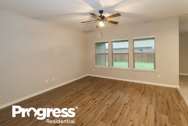 10302 Fort Belknap Trail