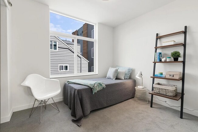 Photo - 1562 NW 60th St