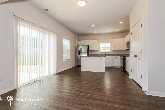 Photo - 368 Augustine Dr