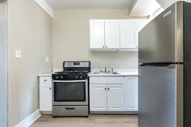 Photo - 3864 W Girard Ave Unit 2nd Floor - B1-B2