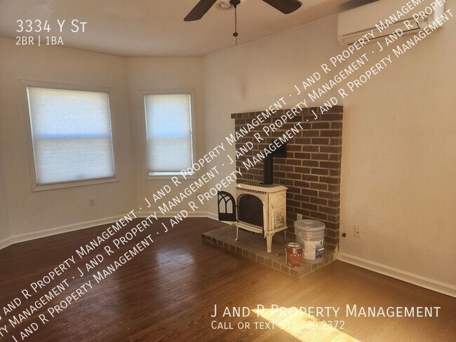 Photo - 3334 Y St