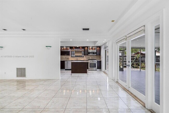 Photo - 20525 Highland Lakes Blvd