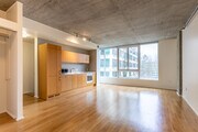 1BR, 1.5BA Townhome - 935 SF