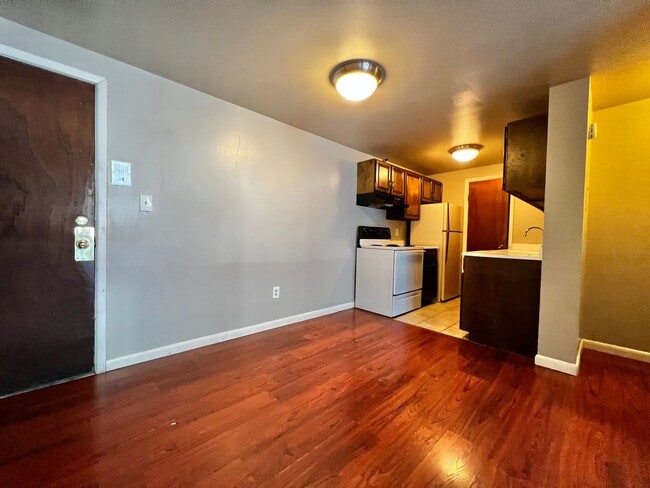 Building Photo - Robertson1005 (KC-DT) Unit A3