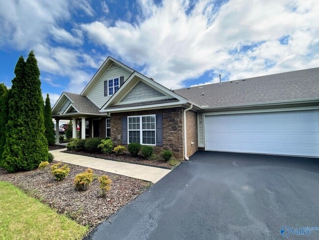 Photo - 57 NW Moore Farm Cir