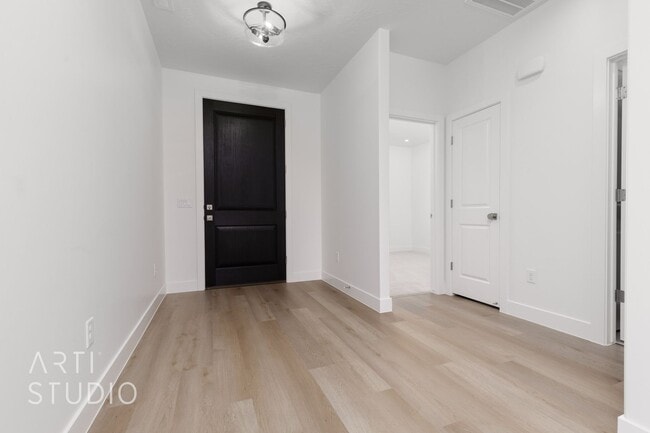 Photo - Brand New 3 Bed / 2 Bath Duplex – Modern L...