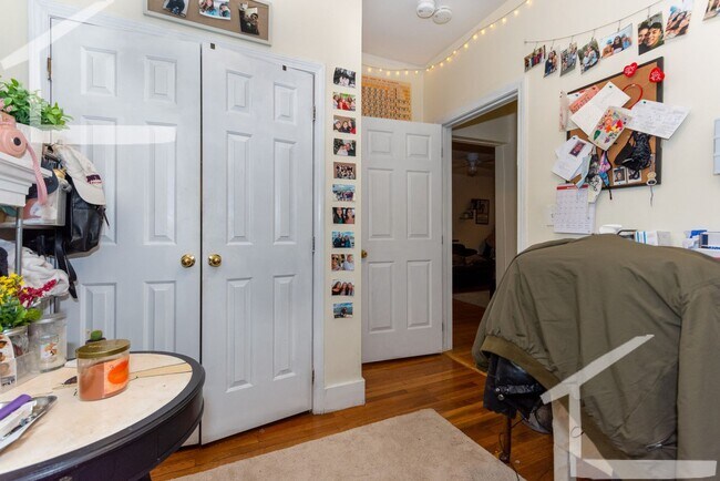 Photo - Gorgeous, must-see 4-bed, 2-bath spacious Brookline unit right near BU!