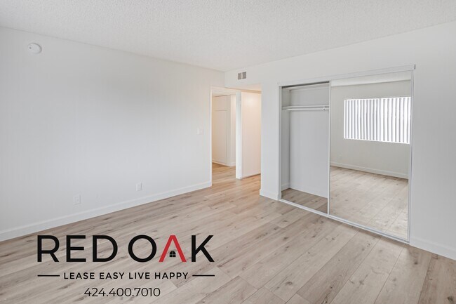 Photo - 10210 Eton Ave Unidad 104