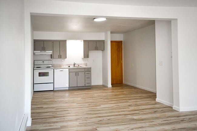 Photo - Casa Grande Apartments