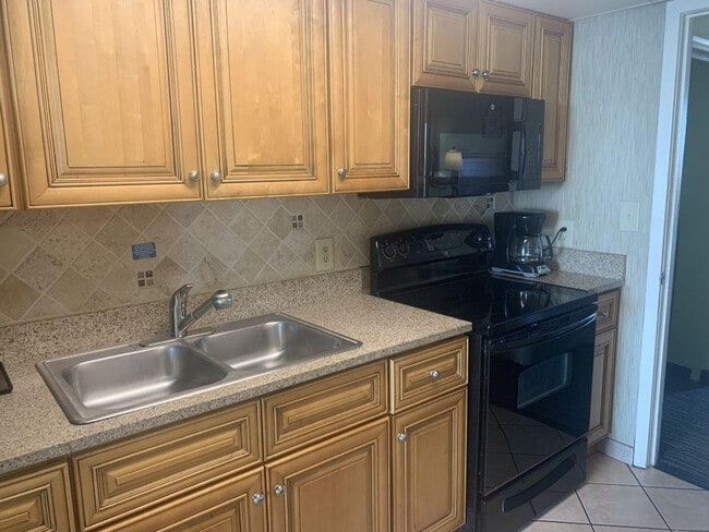 Photo - 5-B Riptide Bch Clb Unidad ID1383115P